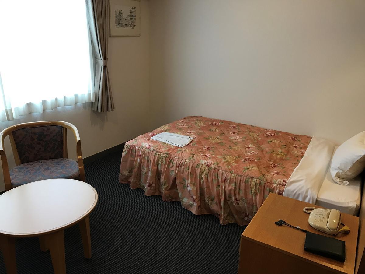 Shin Sayama Hotel מראה חיצוני תמונה